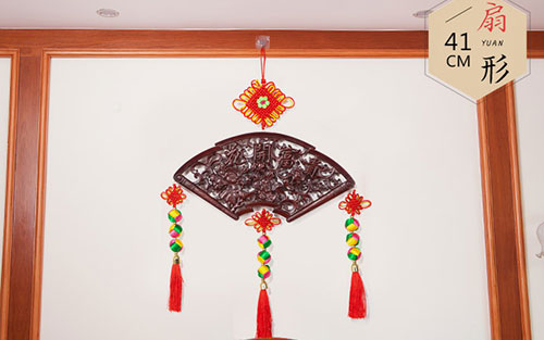 肃北中国结挂件实木客厅玄关壁挂装饰品种类大全